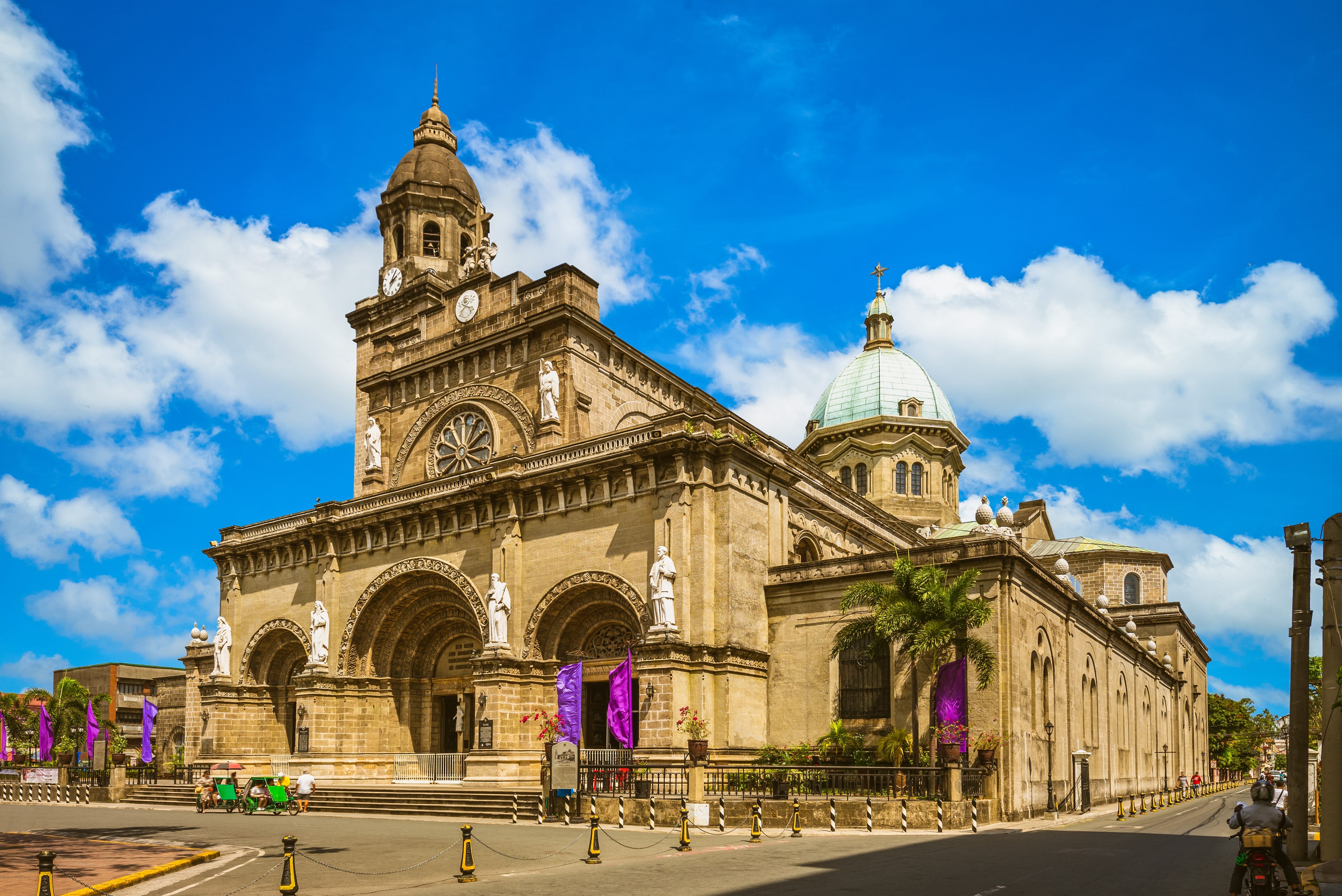 The Manila Cathedral | Globaleur